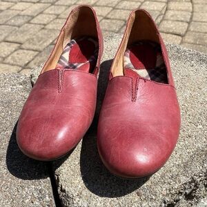 BORN~BEST SELLING~100% FULL-GRAIN LEATHER UPPER~SLIP ON MOCCASIN~ 
BR​